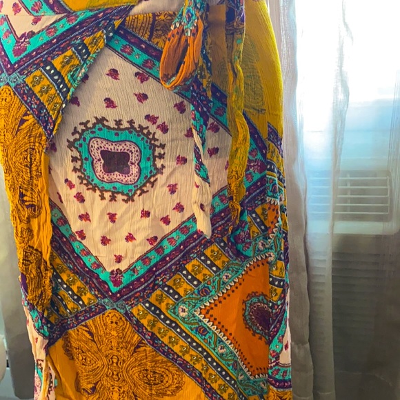 Two Piece Set - Picture 2 of 4